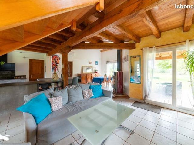 Maison 4 pièces 136 m²