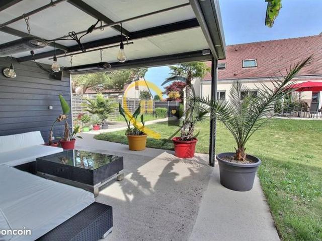 Maison 4 pièces 136 m²