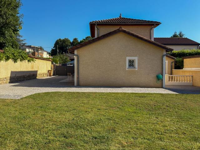 Maison 4 pièces 136 m²