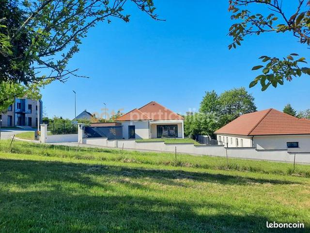Maison 4 pièces 136 m²