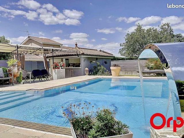 Maison 4 pièces 136 m²