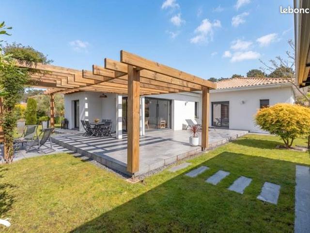 Maison 4 pièces 136 m²