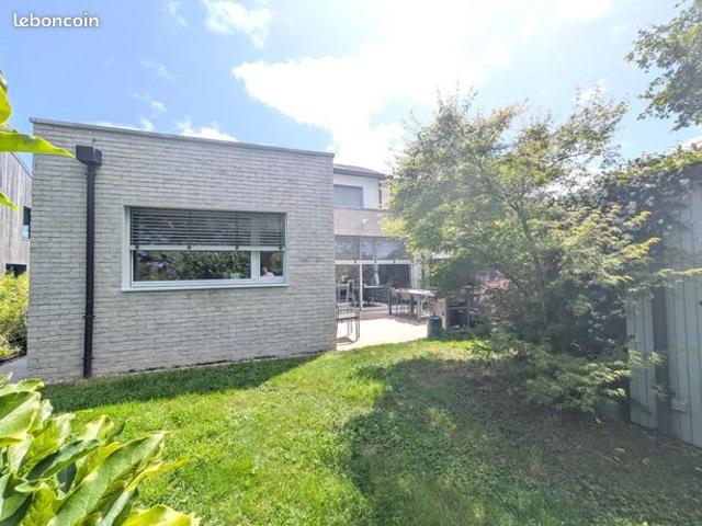 Maison 4 pièces 136 m²