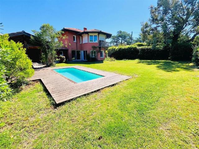 Maison 4 pièces 136 m²