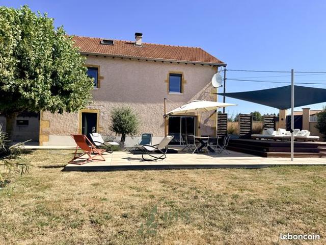 Maison 4 pièces 136 m²