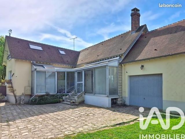 Maison 4 pièces 136 m²