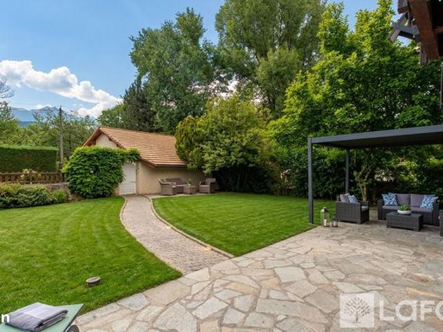 Maison 4 pièces 136 m²
