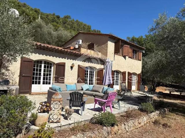 Maison 4 pièces 136 m²