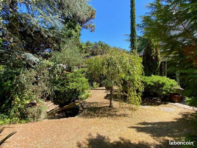 Maison 4 pièces 136 m²