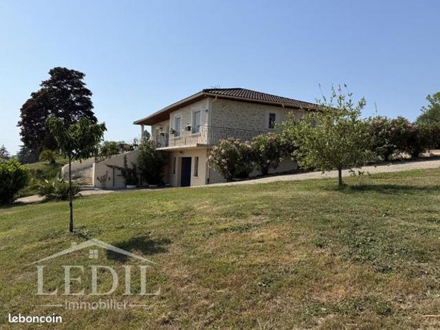 Maison 4 pièces 137 m²