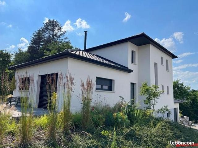 Maison 4 pièces 137 m²