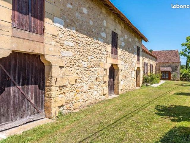 Maison 4 pièces 137 m²