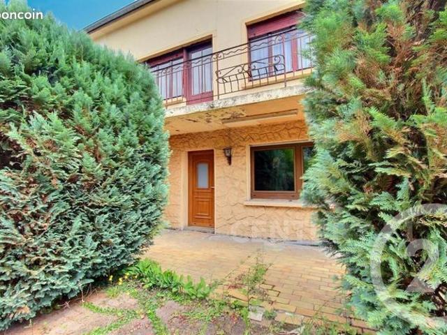 Maison 4 pièces 137 m²