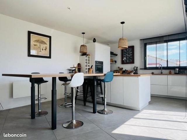 Maison 4 pièces 137 m²