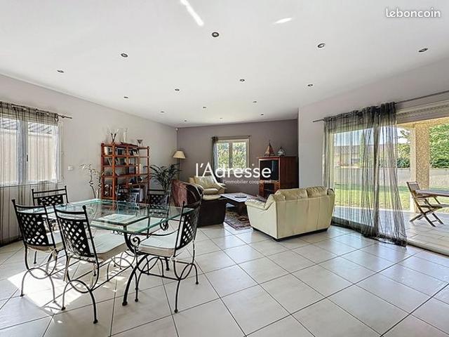 Maison 4 pièces 137 m²