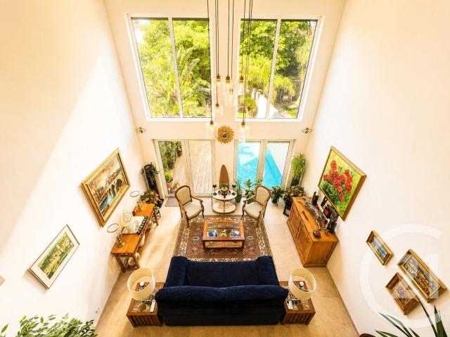 Maison 4 pièces 137 m²