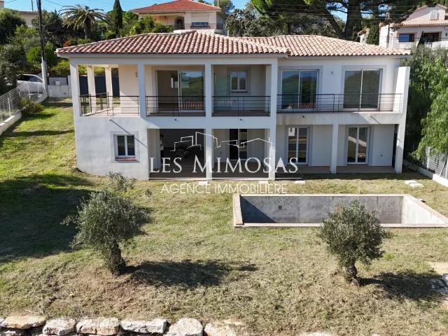 Maison 4 pièces 137 m²