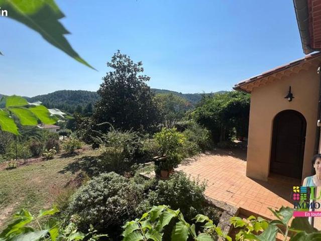 Maison 4 pièces 137 m²