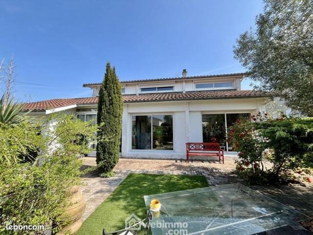 Maison 4 pièces 137 m²