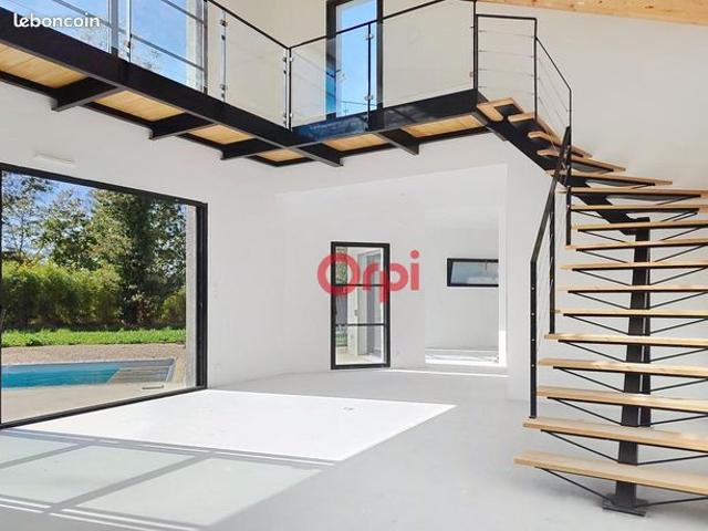 Maison 4 pièces 138 m²