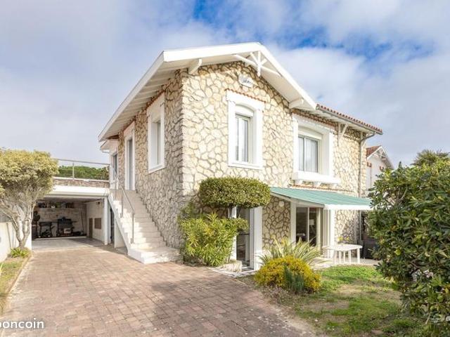 Maison 4 pièces 138 m²
