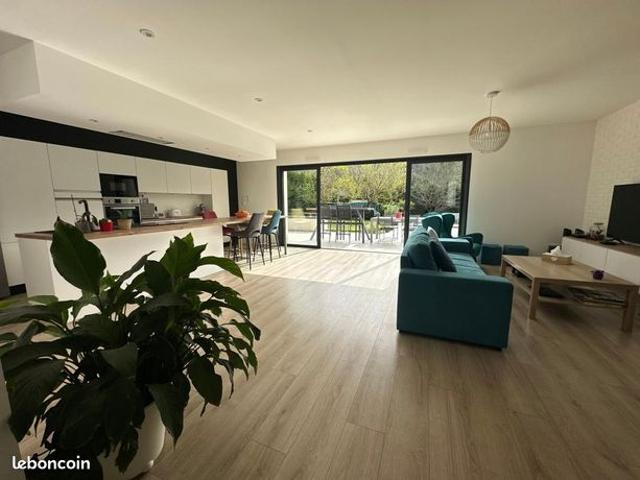 Maison 4 pièces 138 m²