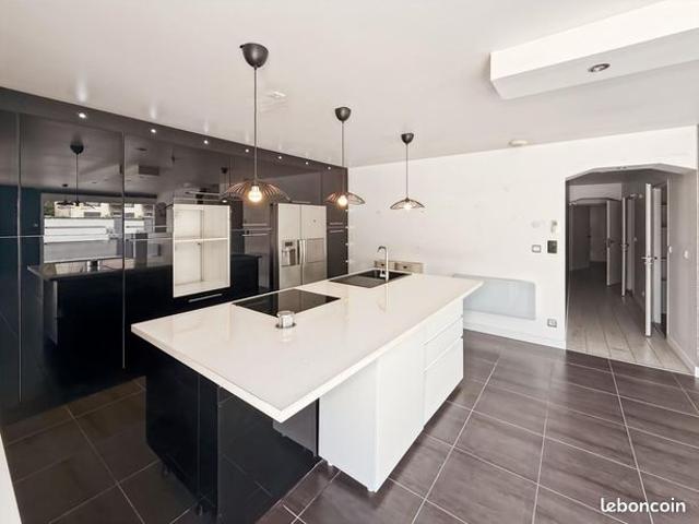 Maison 4 pièces 138 m²