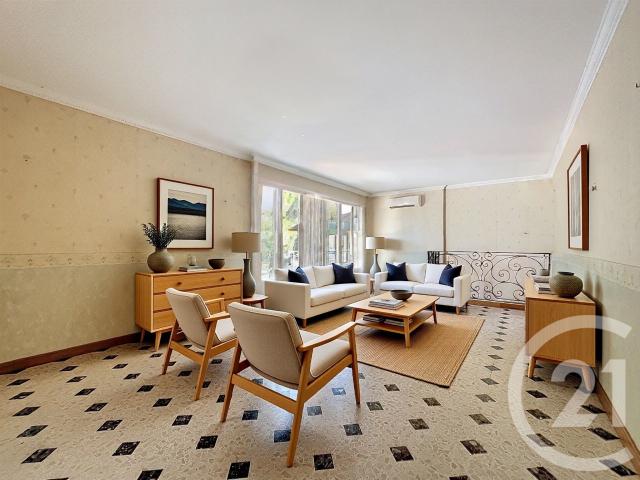 Maison 4 pièces 138 m²