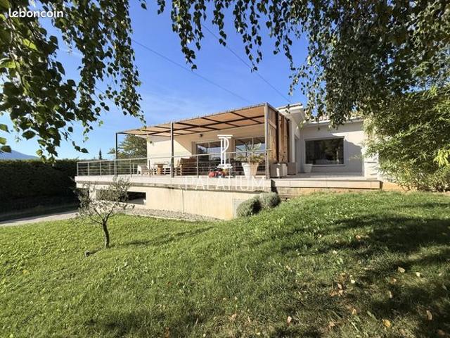 Maison 4 pièces 138 m²