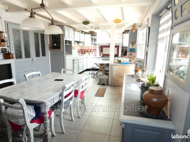 Maison 4 pièces 138 m²
