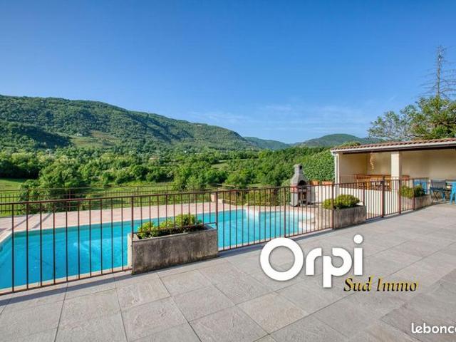 Maison 4 pièces 138 m²