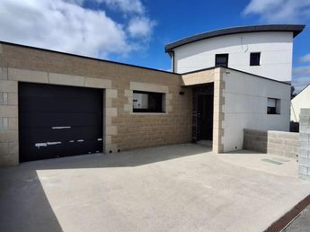 Maison 4 pièces 138 m²