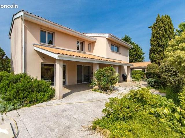 Maison 4 pièces 139 m²