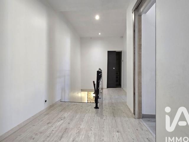 Maison 4 pièces, 139 m² à louer à Générac 30510