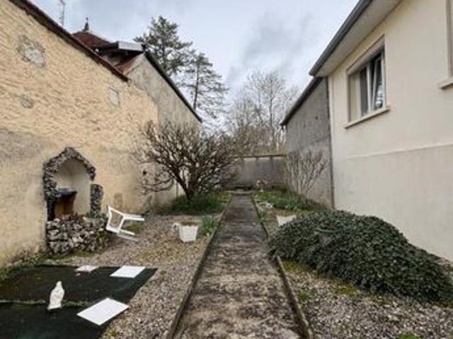 Maison 4 pièces 130 m²