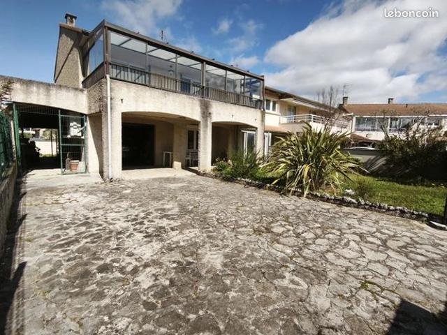 Maison 4 pièces 130 m²