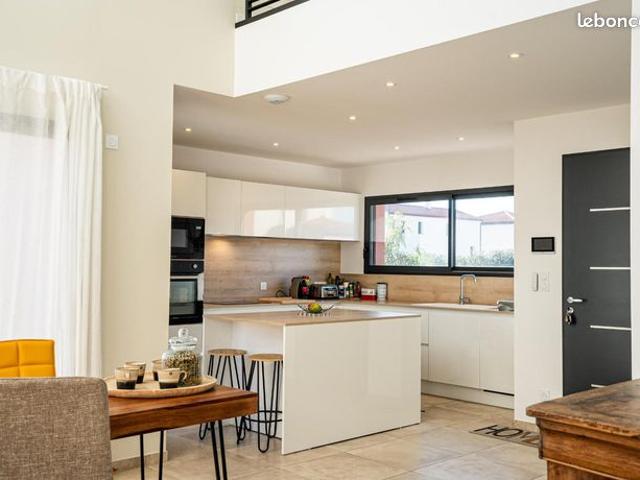 Maison 4 pièces 130 m²