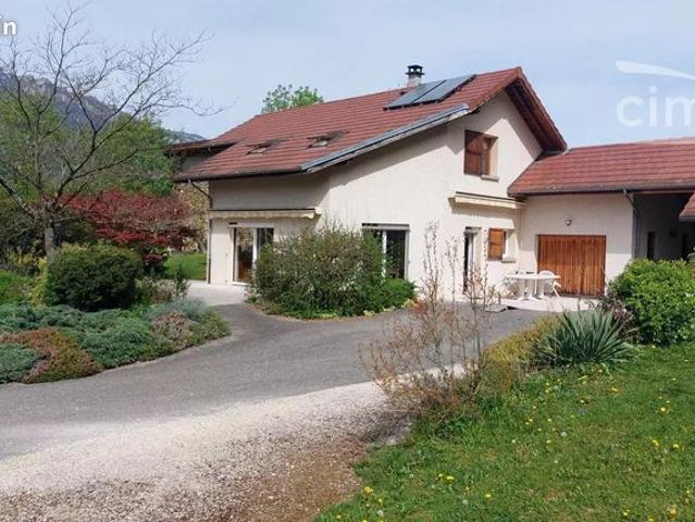 Maison 4 pièces 130 m²