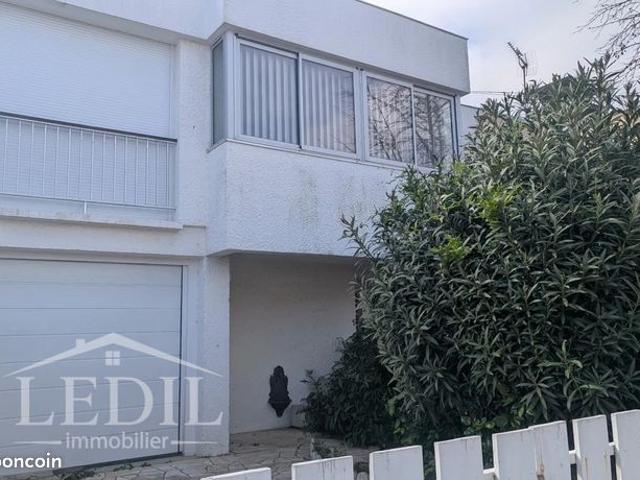 Maison 4 pièces 130 m²