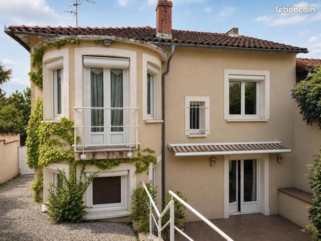 Maison 4 pièces 130 m²