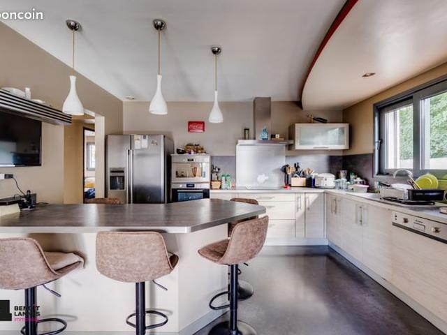 Maison 4 pièces 130 m²