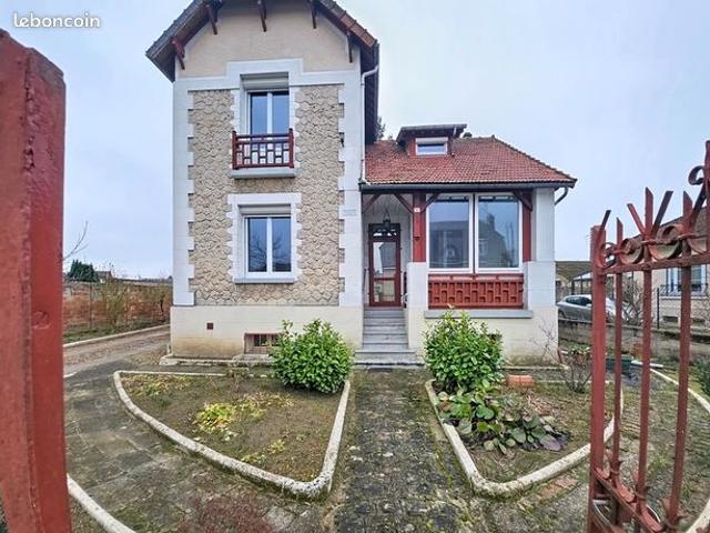 Maison 4 pièces 130 m²