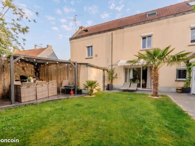 Maison 4 pièces 130 m²