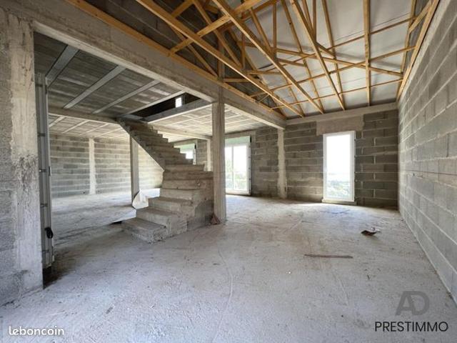 Maison 4 pièces 130 m²