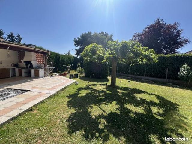 Maison 4 pièces 130 m²