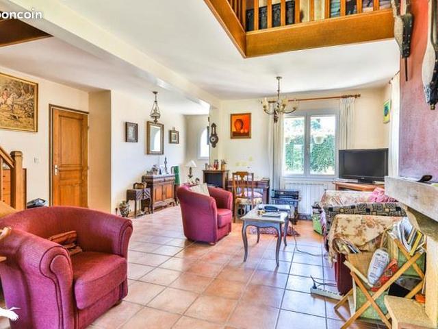 Maison 4 pièces 130 m²