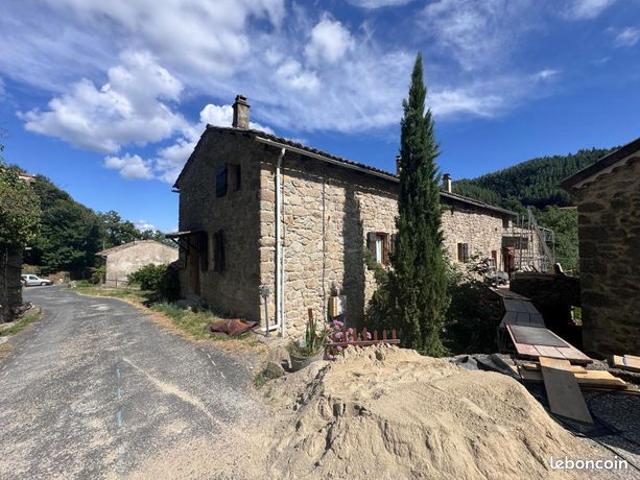 Maison 4 pièces 131 m²
