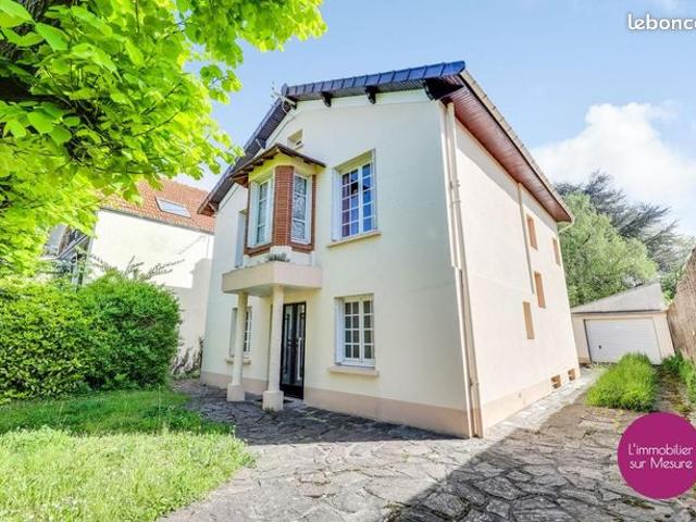 Maison 4 pièces 131 m²