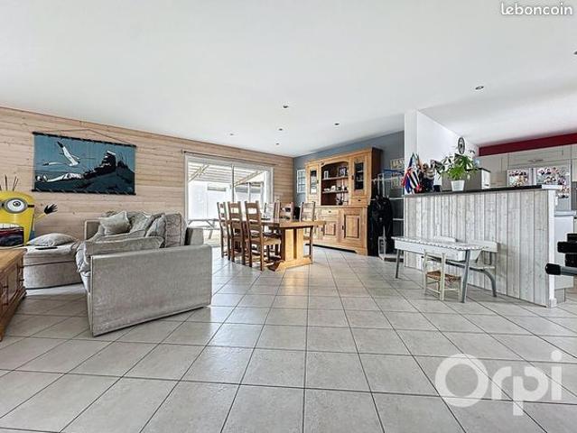 Maison 4 pièces 131 m²