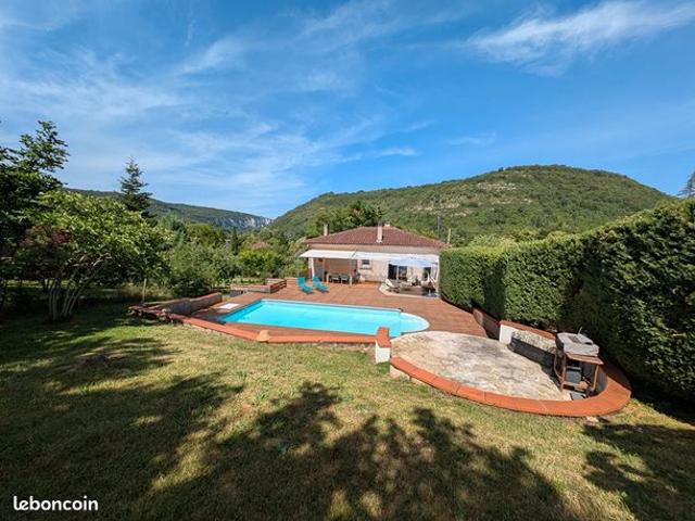 Maison 4 pièces 131 m²